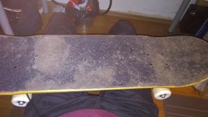 cleaning grip tape