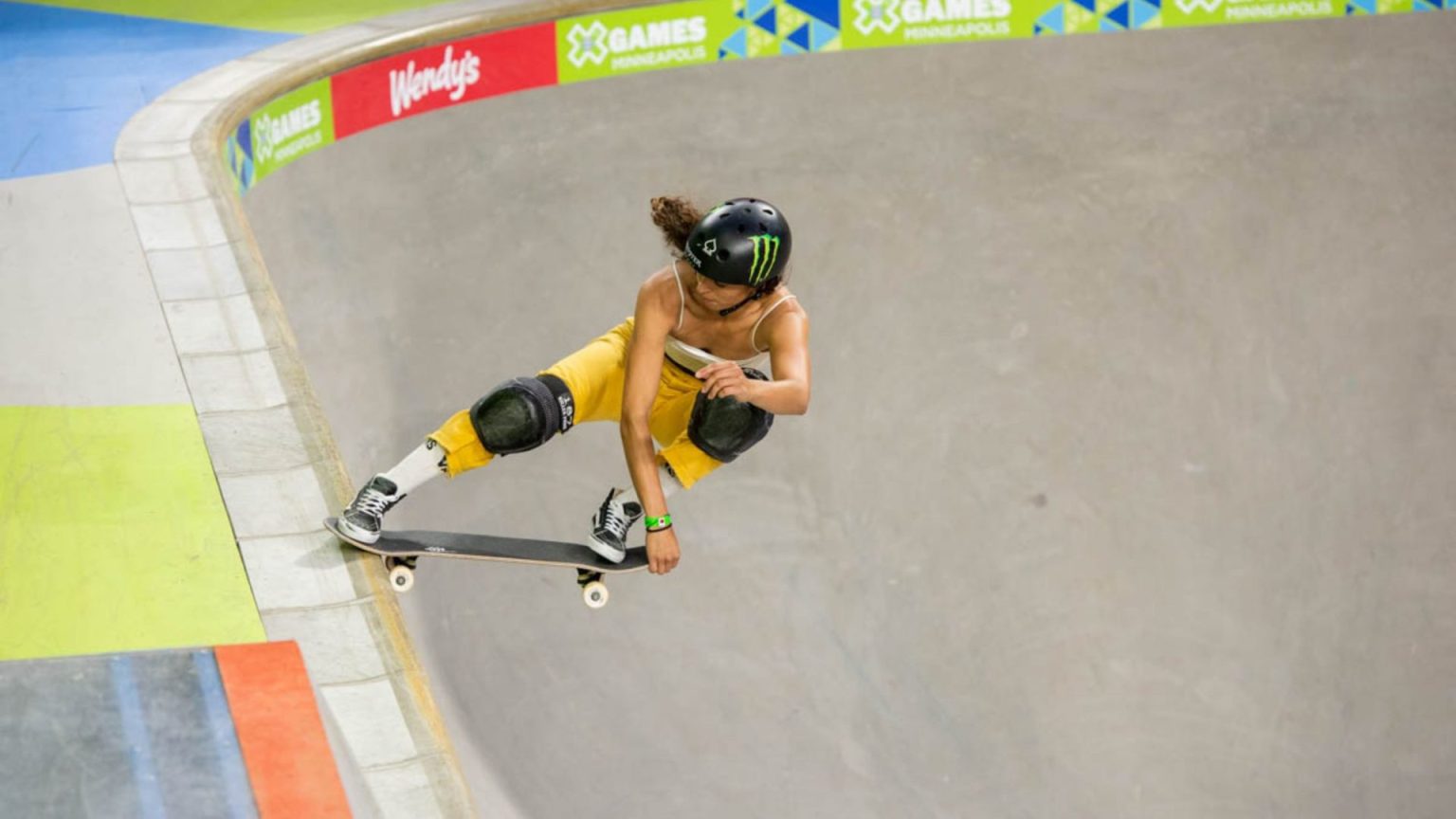 15 Best Female Skateboarders of All Time Who Rule Skatepark