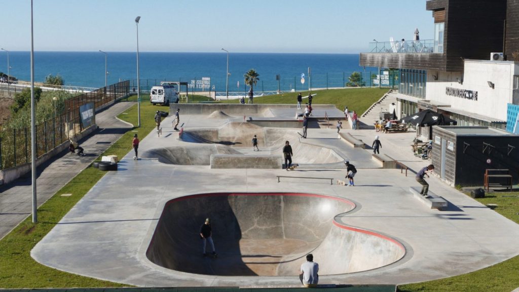 skate park skateboarding